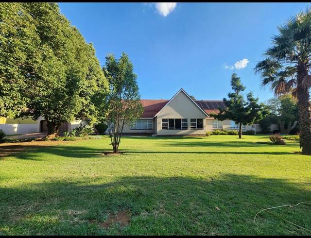 4 BEDROOM HOUSE FOR SALE IN ROBIN PARK